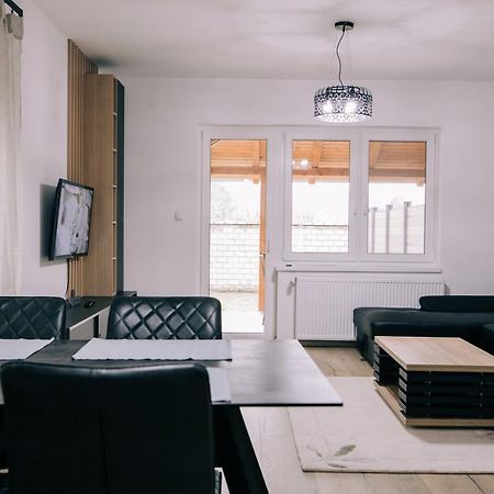 Tulip Guest House Ii. Palić المظهر الخارجي الصورة